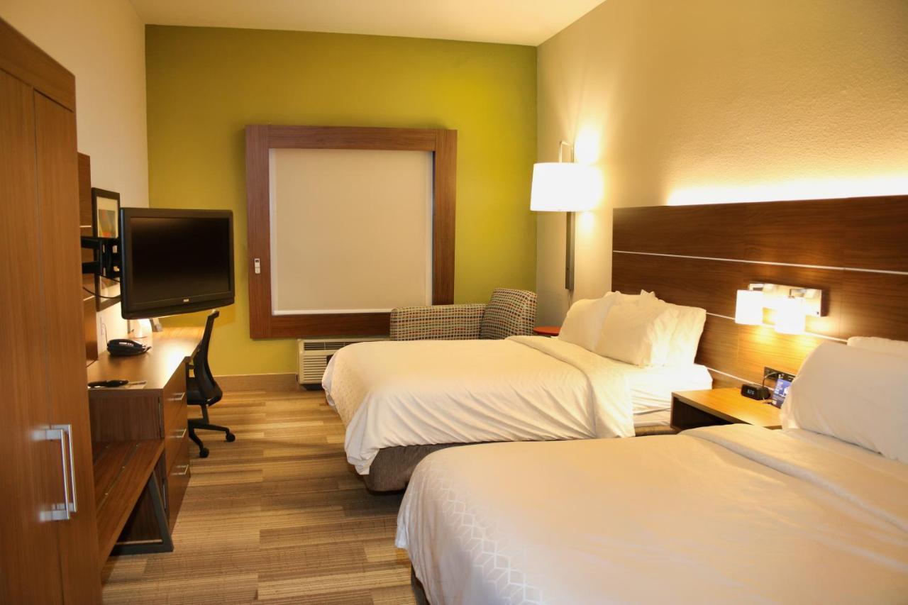 דאגלס Holiday Inn Express By Ihg מראה חיצוני תמונה