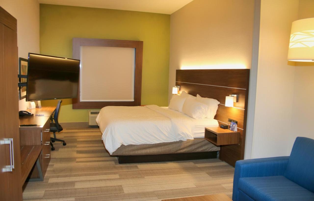 דאגלס Holiday Inn Express By Ihg מראה חיצוני תמונה