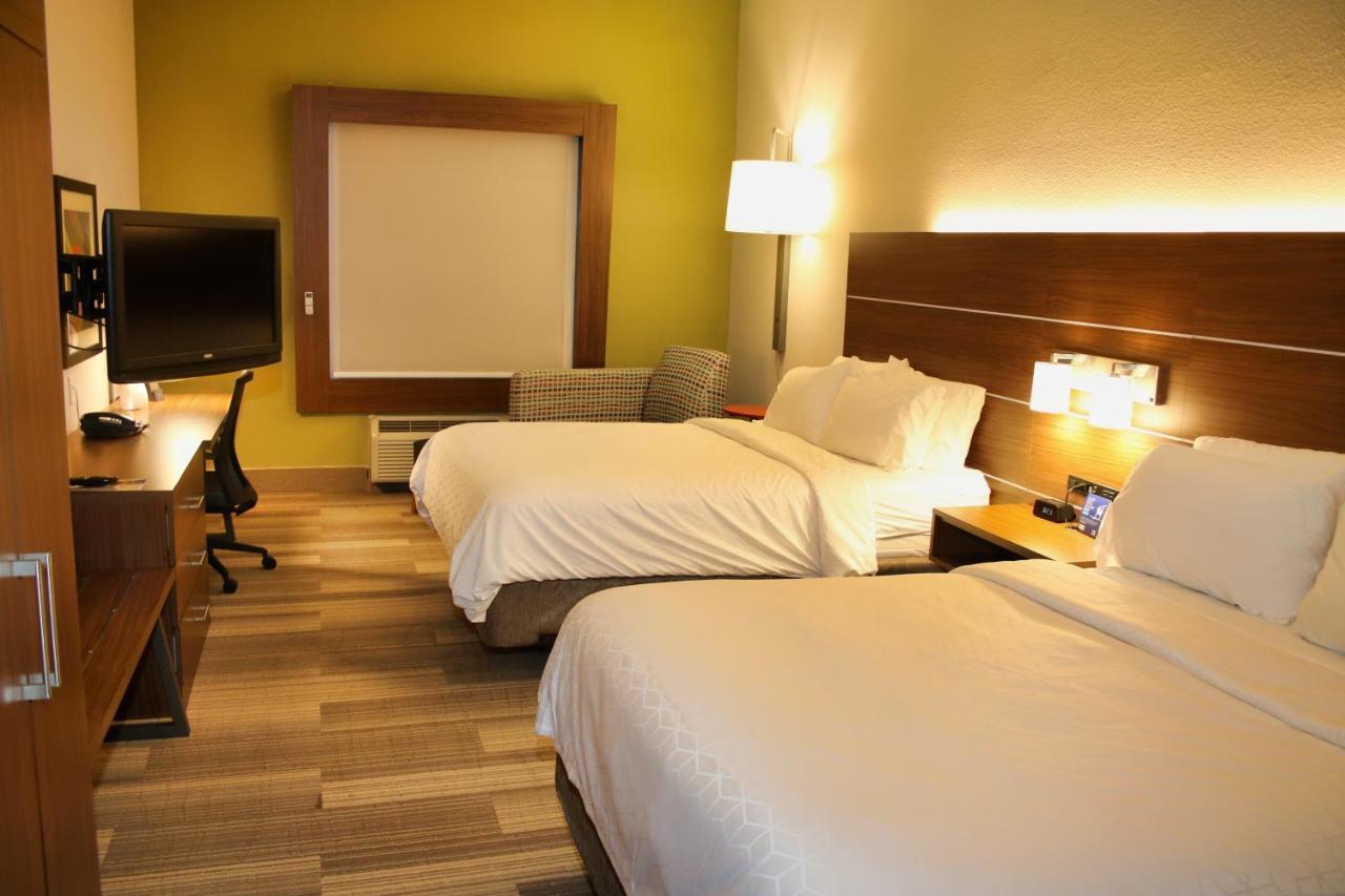 דאגלס Holiday Inn Express By Ihg מראה חיצוני תמונה