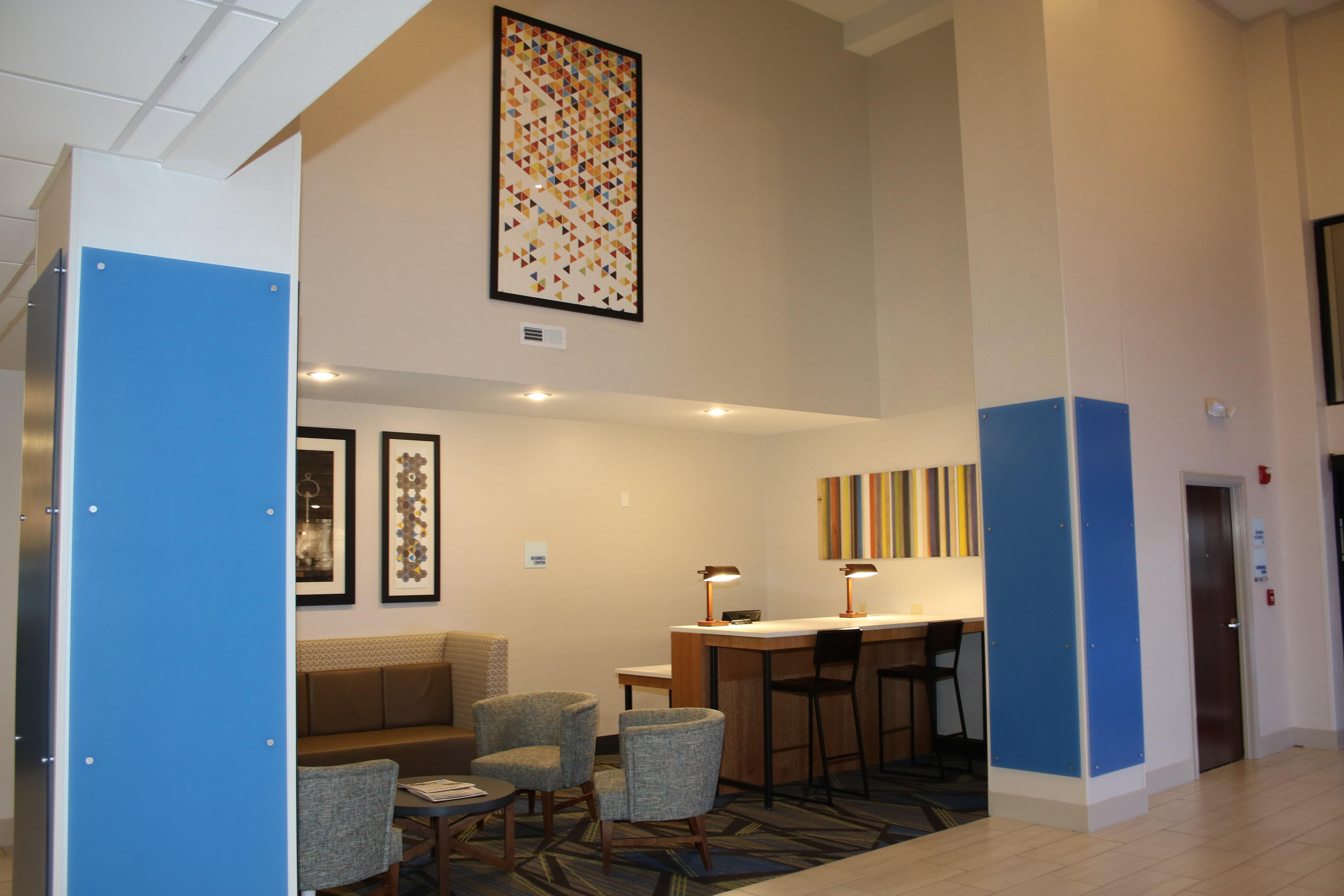 דאגלס Holiday Inn Express By Ihg מראה חיצוני תמונה