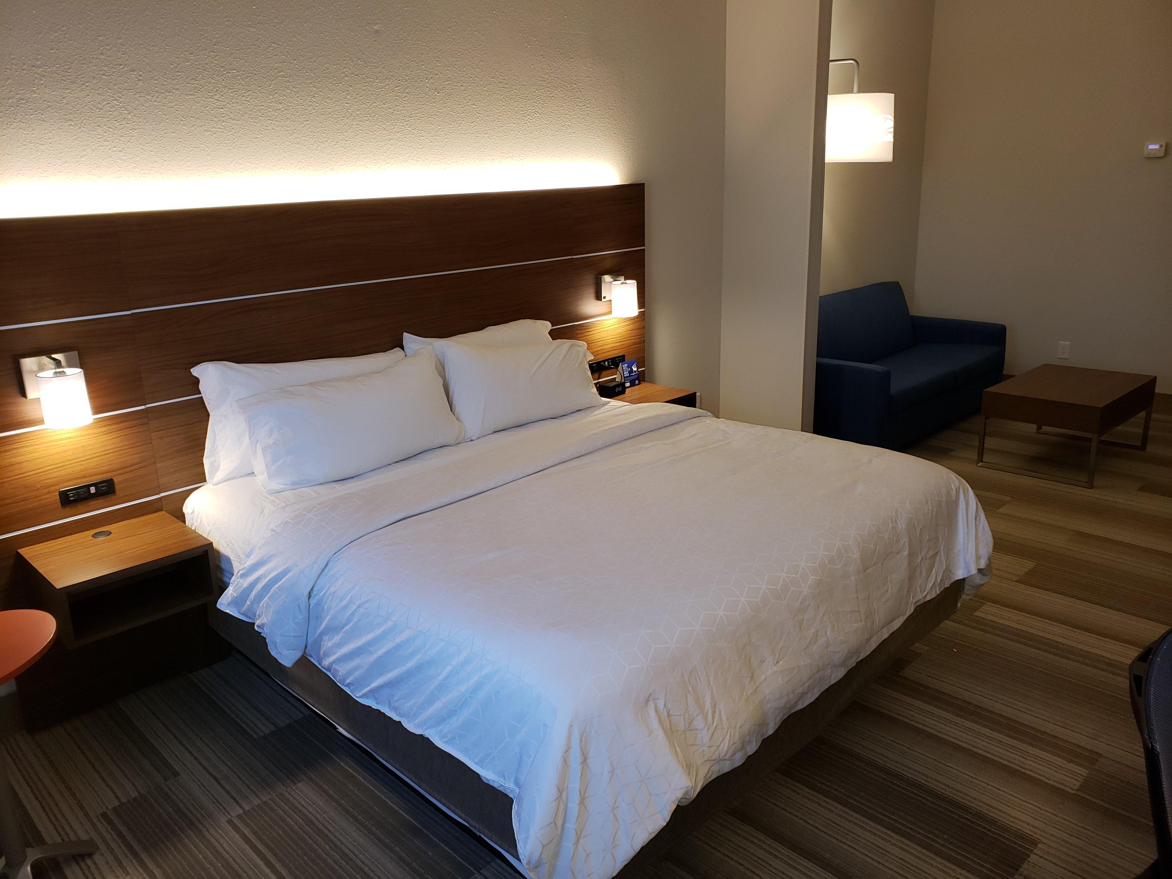 דאגלס Holiday Inn Express By Ihg מראה חיצוני תמונה