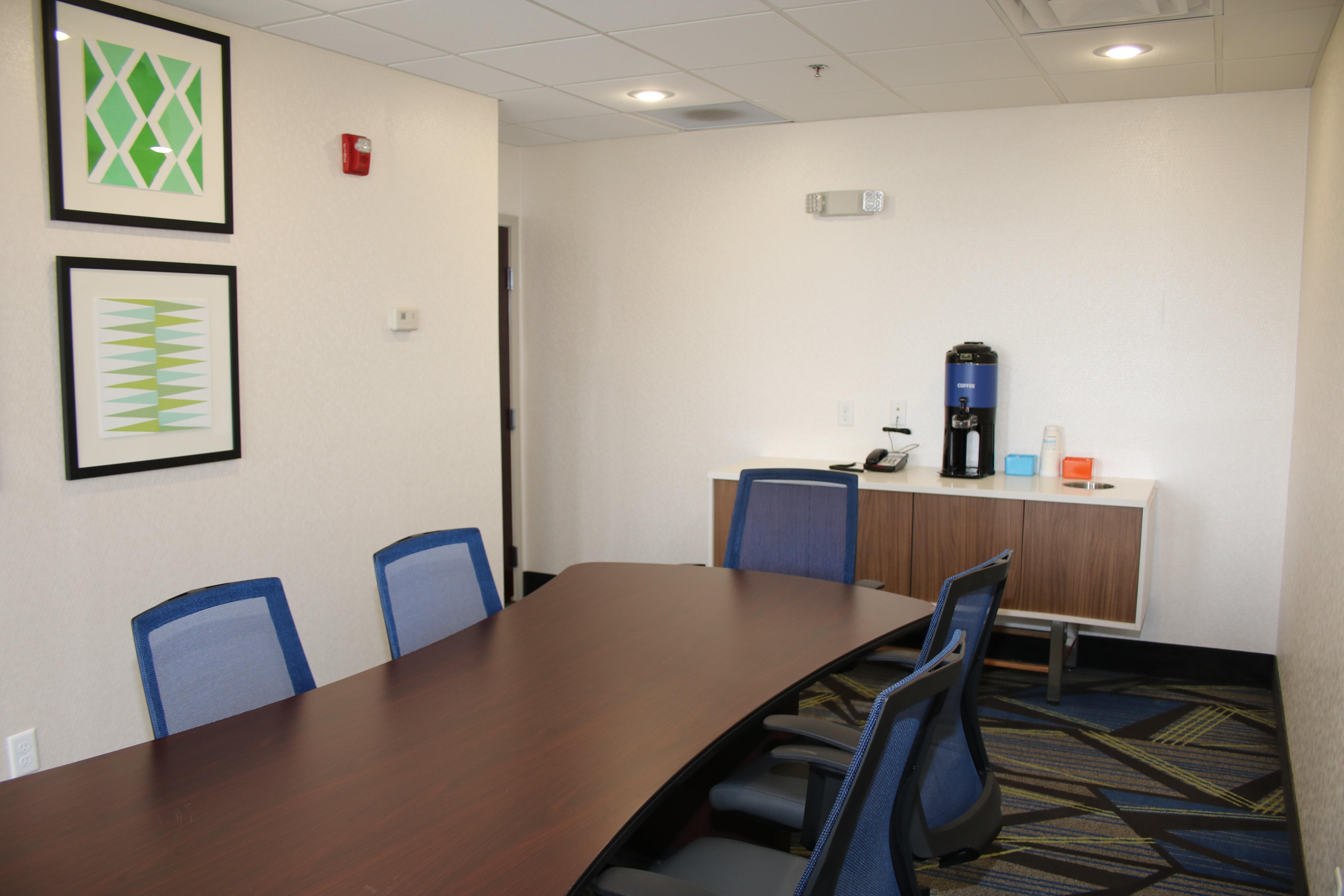 דאגלס Holiday Inn Express By Ihg מראה חיצוני תמונה