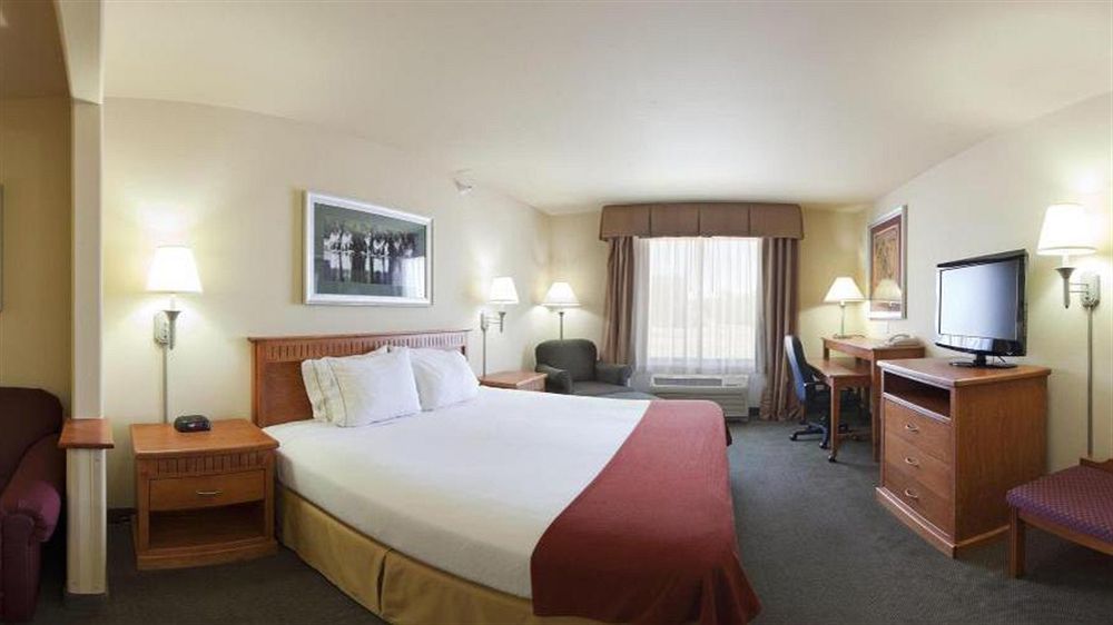 דאגלס Holiday Inn Express By Ihg מראה חיצוני תמונה
